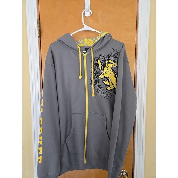 Hufflepuff Wizarding World of Harry Potter Universal Gray Hoodie Medium Adult - Picture 1 of 6